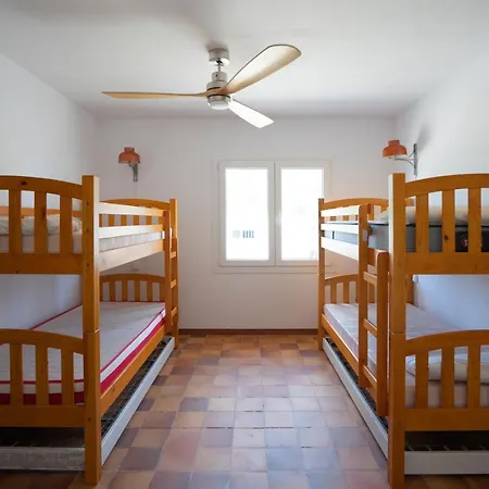 Hébergement de vacances Casa Con Piscina, Vistas Y Acceso Privado Al Mar. Vistes Voramar.